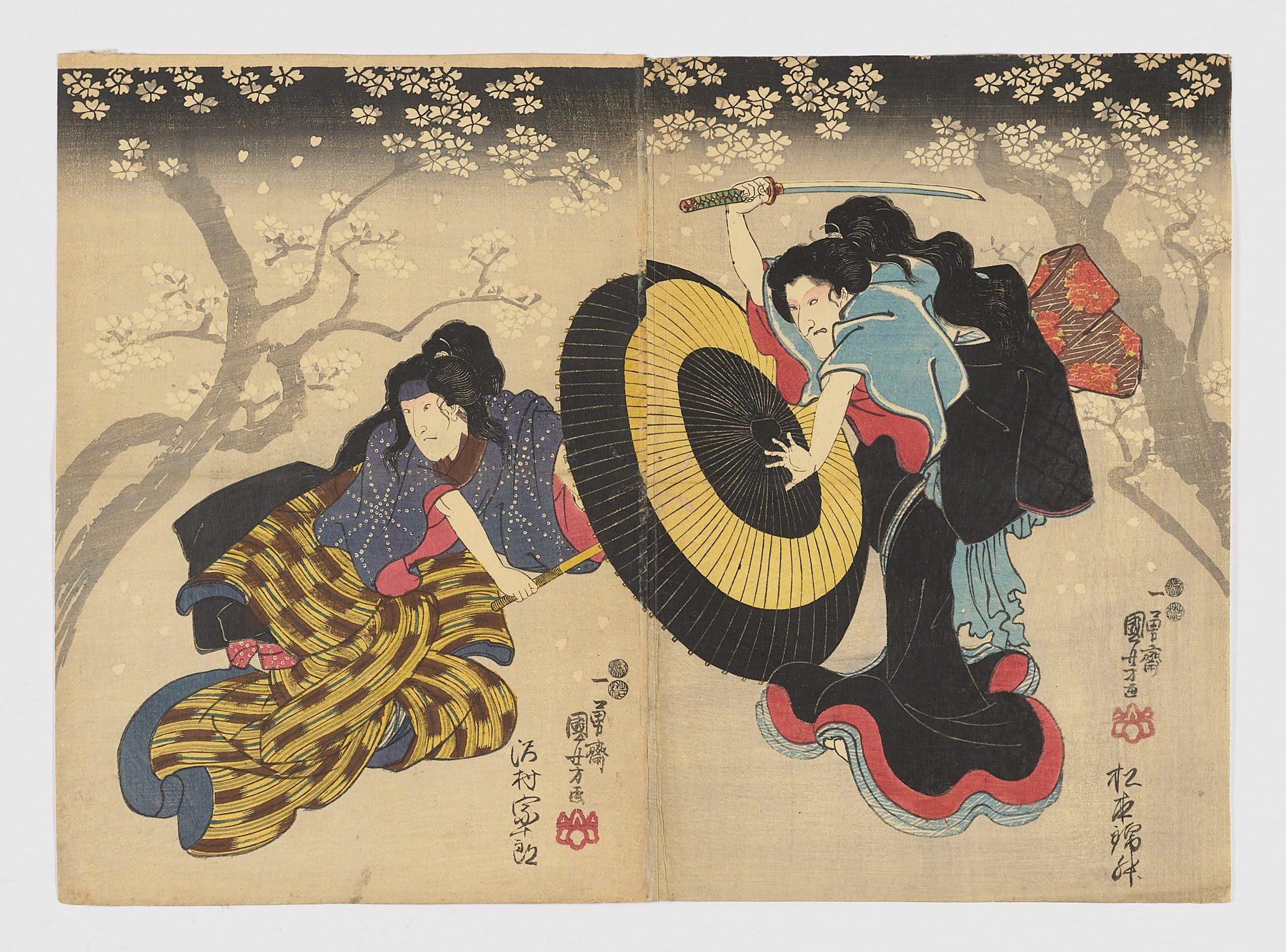 Dos mujeres peleándose bajo un cerezo, escena de una obra de teatro kabuki